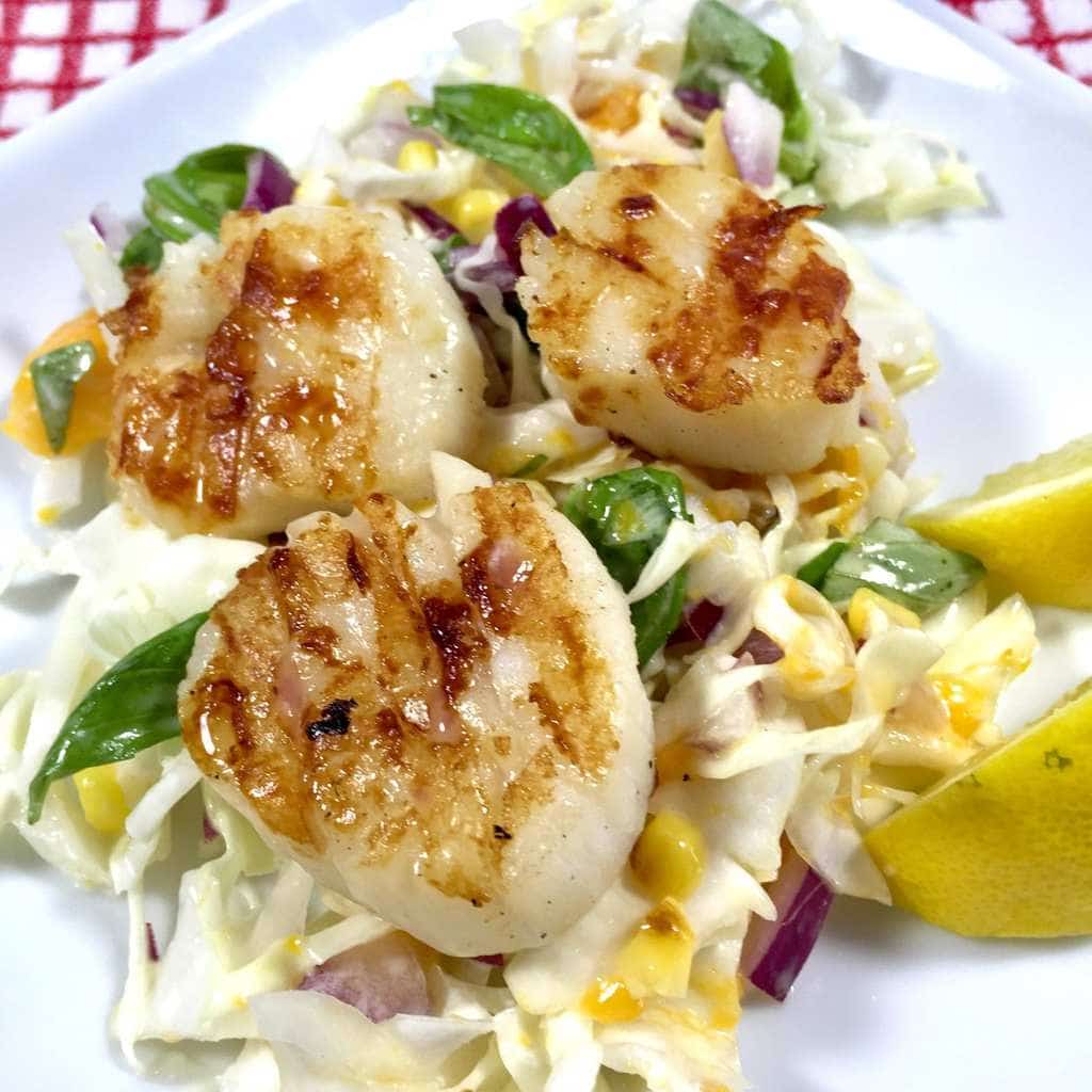 Sautéed Scallops with Mango Slaw Sea Scallops with Mango Slaw