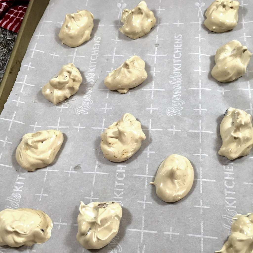 Espresso Meringues with Chocolate Chips