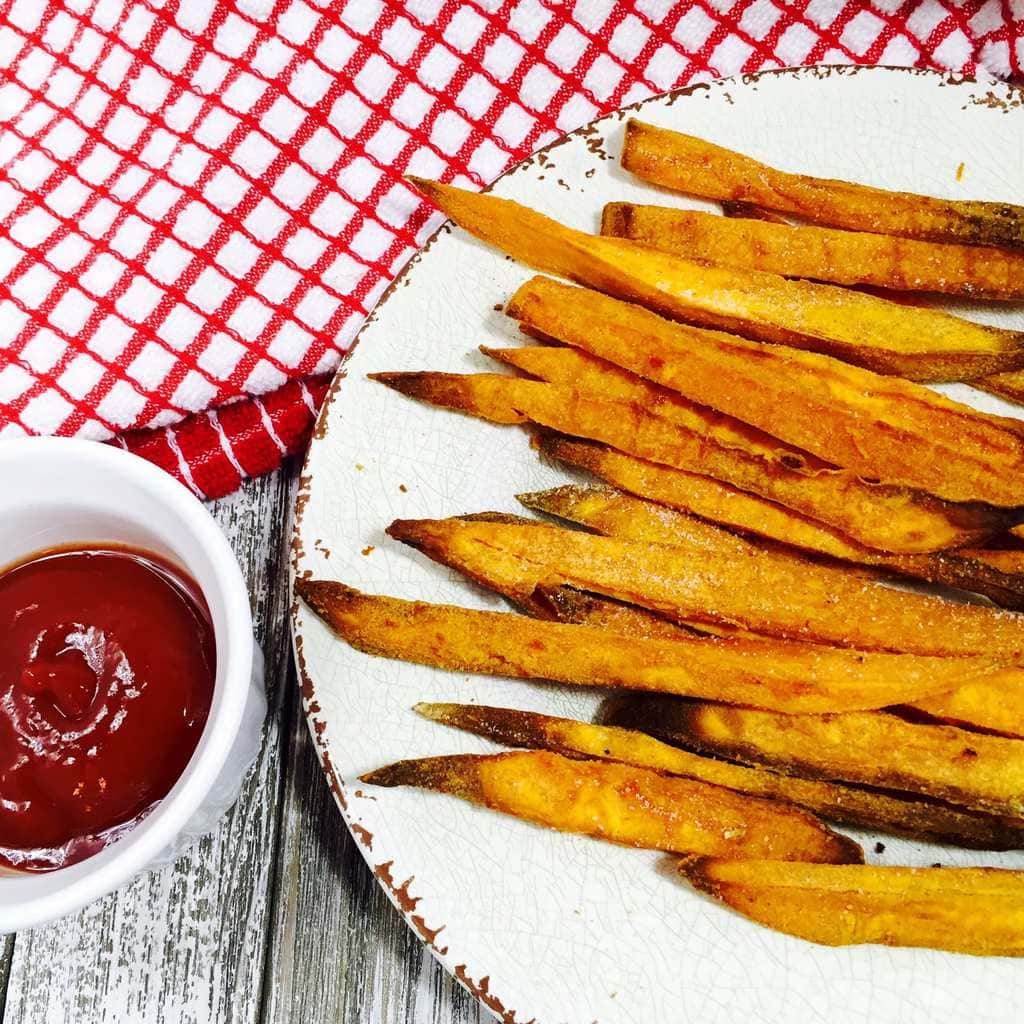 Sweet potato fries with ketchup