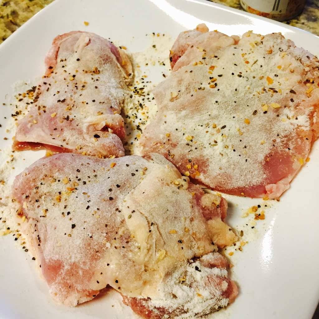 Seasoned chicken thighs